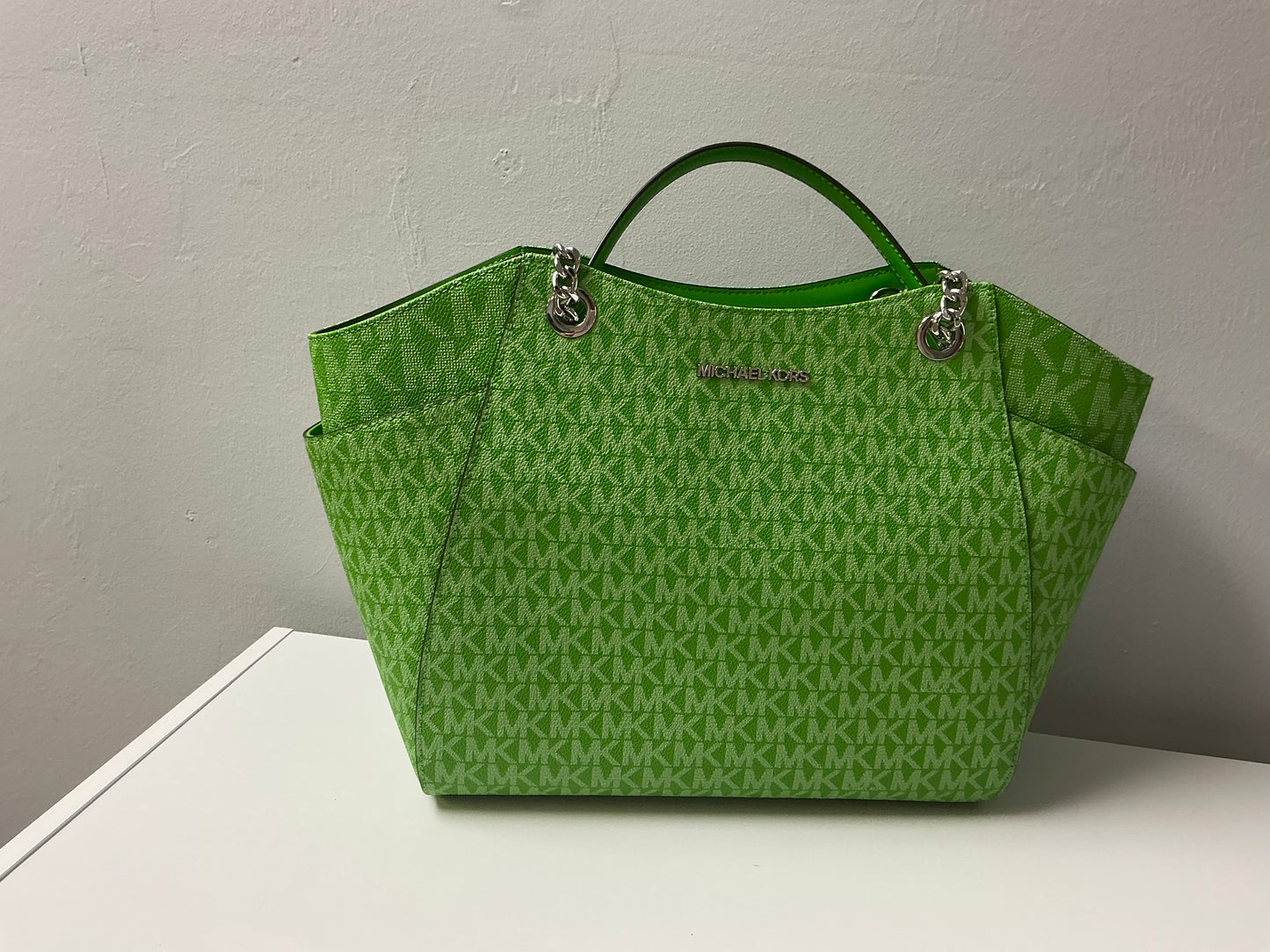 #22 MK Green Side Pocket