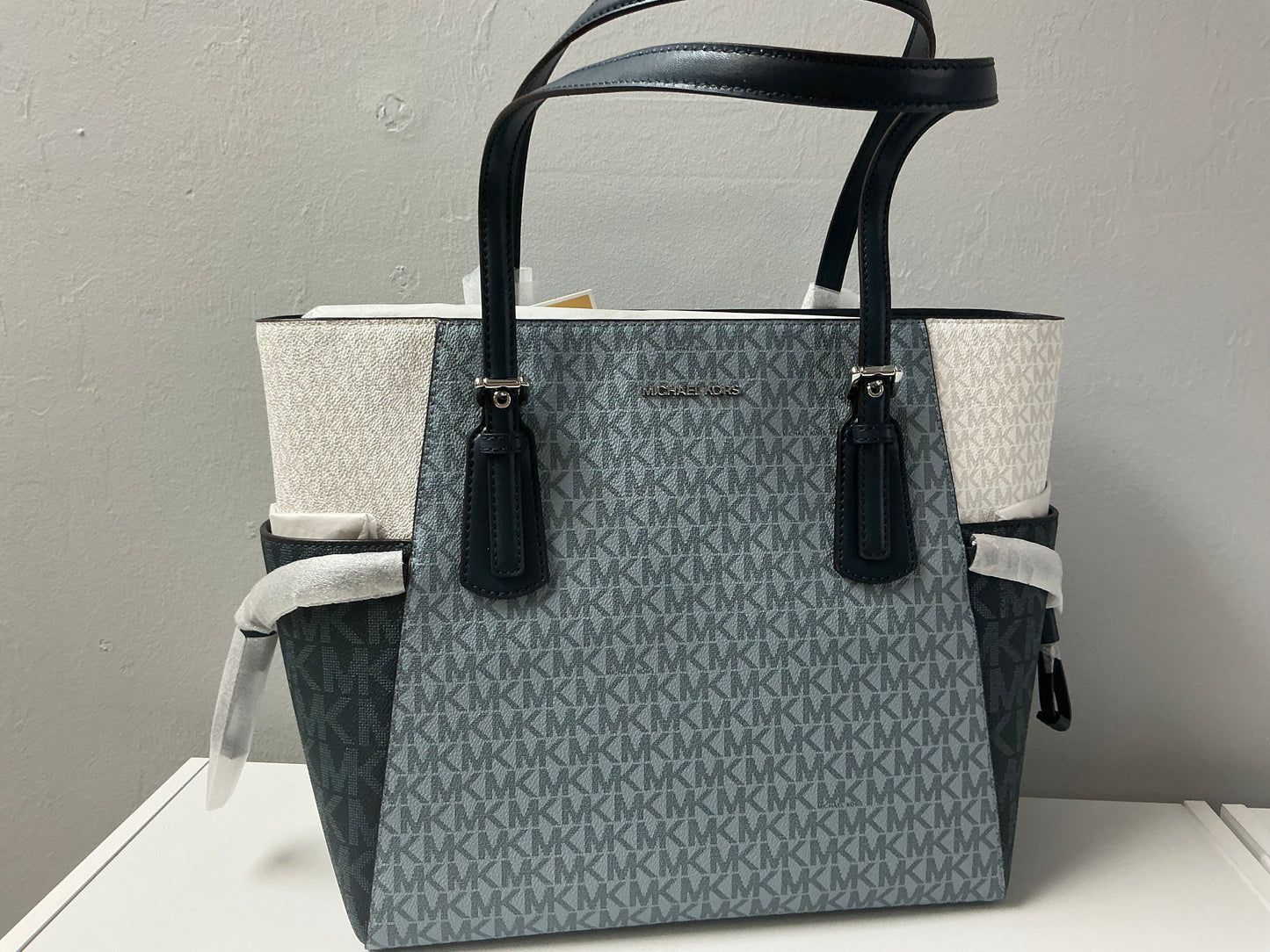 #5 MK 3 Tone Tote with Side Pockets