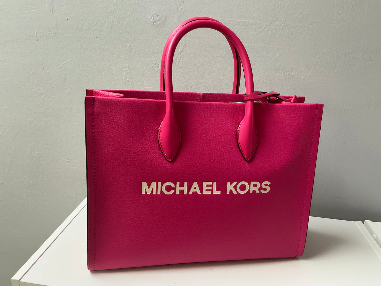 #24 MK Hot Pink Med Tote